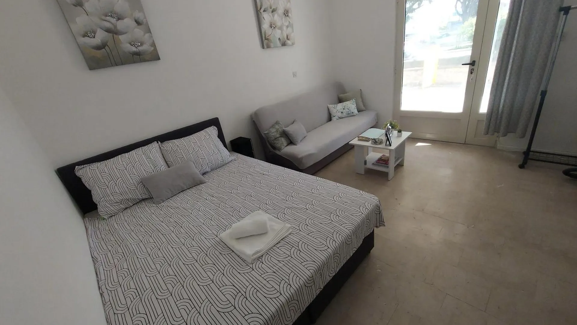Studio Apartment Lee スプリト